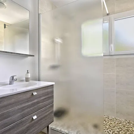 Apartment T2 A Arcachon, A 200m De La Et Proche Du Centre, Avec Parking Et Wifi Inclus - Fr-1-433-125 *
